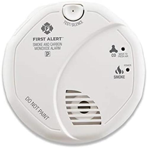 First Alert Powered Alarm SCO5CN Combination Smoke and Carbon Monoxide Detector, Battery Operated, 1 Pack, White