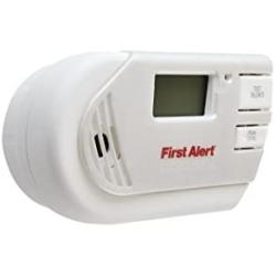 First Alert Combination Explosive Gas and Carbon Monoxide Alarm with Backlit Digital Display, GCO1CN