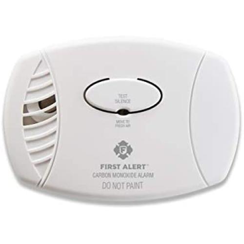 First Alert CO400FF Battery Powered Carbon Monoxide Alarm, Pack of 1, White