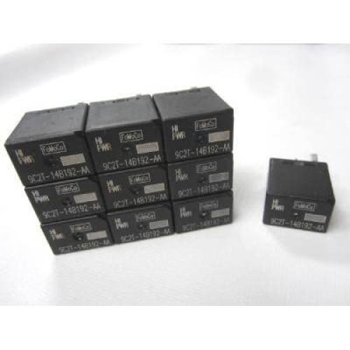 New Take Off 10 lot Fuse Box Tow Relay Econoline 9C2T-14B192-AA