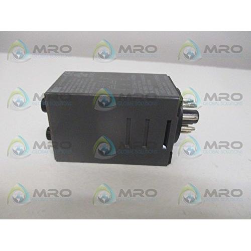 Idec GT3W-A11AF20N 120VAC/240VAC Recycle Timer 8-pin Plug-In DPDT 5A