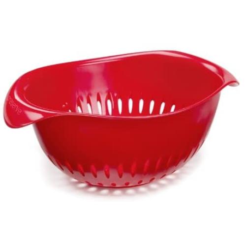 Preserve Small Colander, Made from Recycled Plastic, 1.5 Quart Capacity, Red